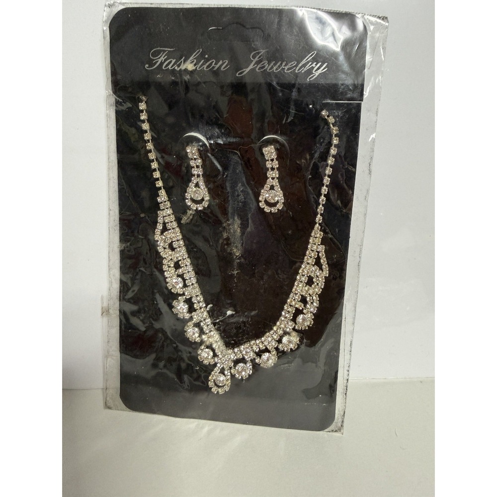 *NWT Formal Crystal Necklace Earring Set Weddings, Prom, Bridal Bridesmaids K-1
